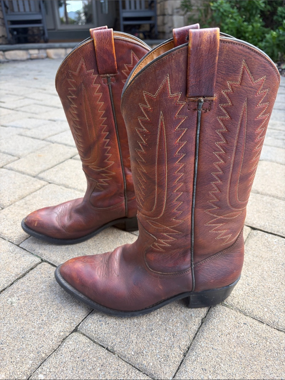 Vintage Classic Brown Leather cowboy Boots